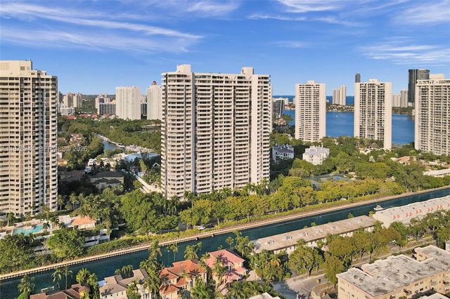 2000 Island Blvd 2802, Aventura, FL 33160