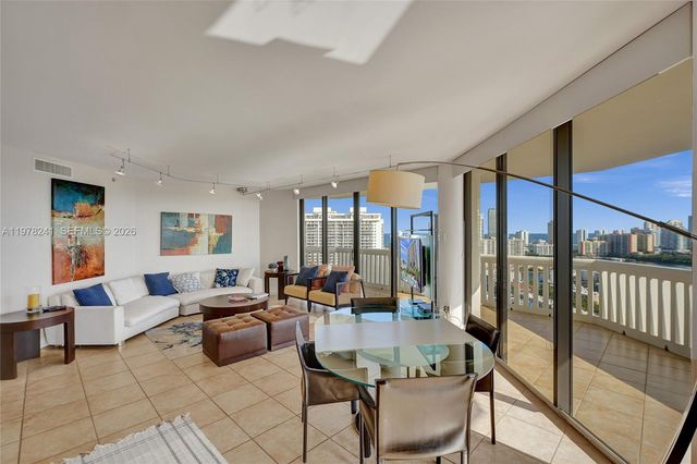 2000 Island Blvd 2802, Aventura, FL 33160