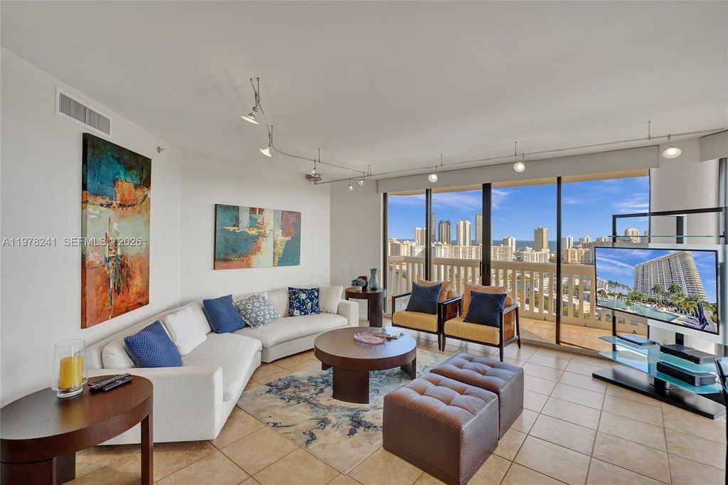 2000 Island Blvd 2802, Aventura, FL 33160