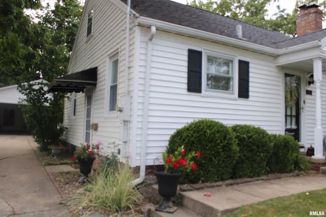 3529 N MISSOURI Avenue, Peoria, IL 61603
