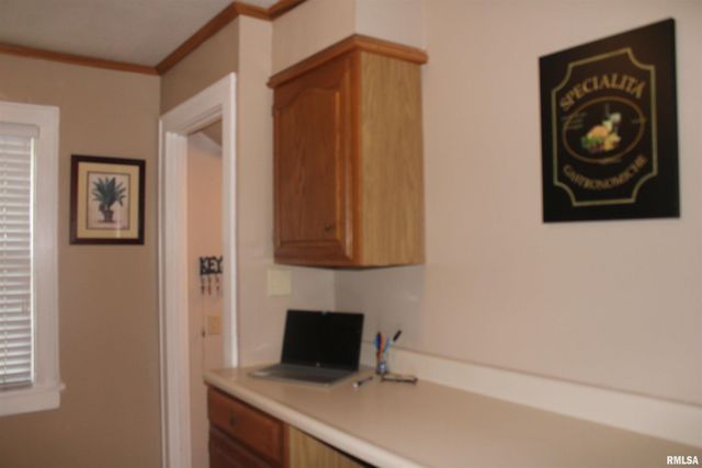 3529 N MISSOURI Avenue, Peoria, IL 61603