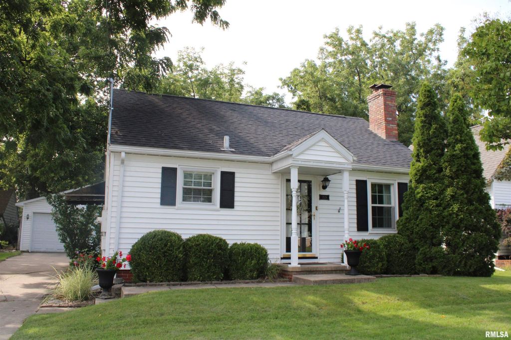 3529 N MISSOURI Avenue, Peoria, IL 61603