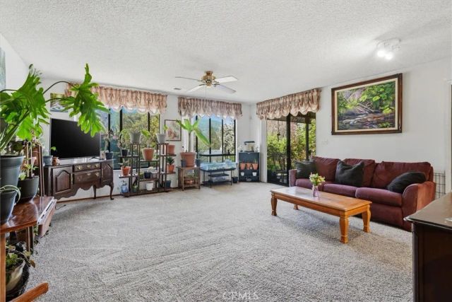 40888 Goldside, Oakhurst, CA 93644