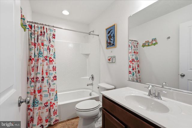 462 CRAB APPLE DR, Stafford, VA 22554
