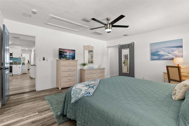 10943 90TH AVENUE, Seminole, FL 33772