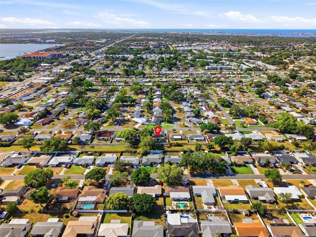 10943 90TH AVENUE, Seminole, FL 33772