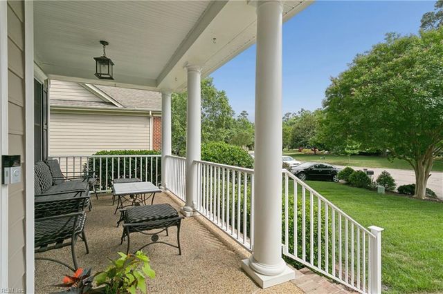109 Patricks CT, Carrollton, VA 23314