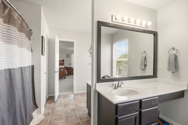 4957 Trail Creek Drive, Fort Worth, TX 76244