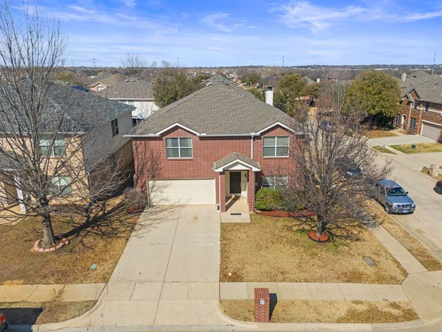 4957 Trail Creek Drive, Fort Worth, TX 76244