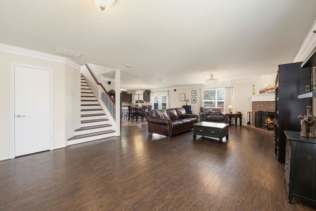 4957 Trail Creek Drive, Fort Worth, TX 76244