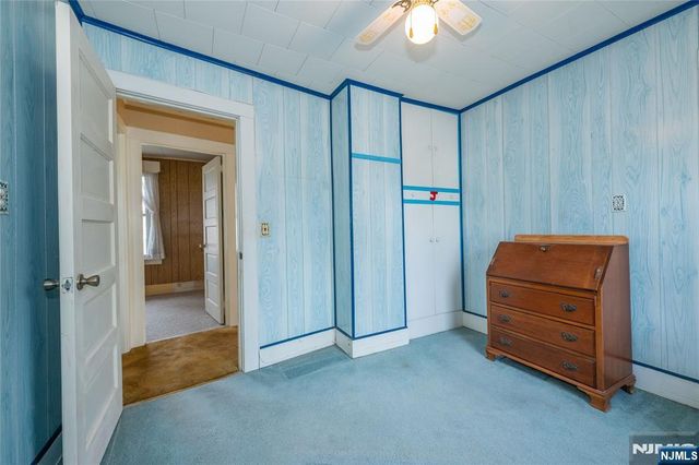 11 Oak Grove Road, Caldwell, NJ 07006