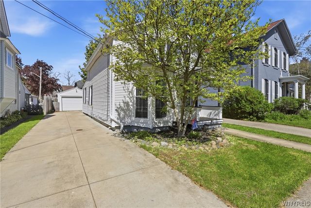 27 Church Street, Lancaster, NY 14086