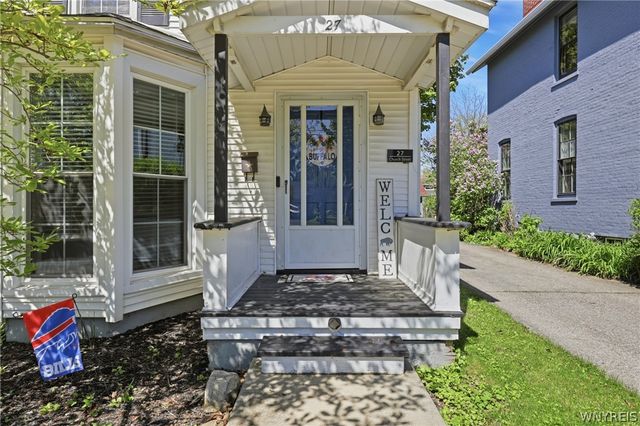 27 Church Street, Lancaster, NY 14086