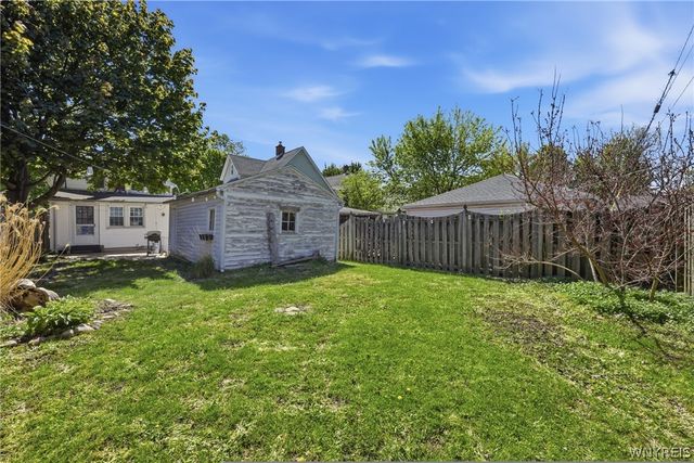 27 Church Street, Lancaster, NY 14086