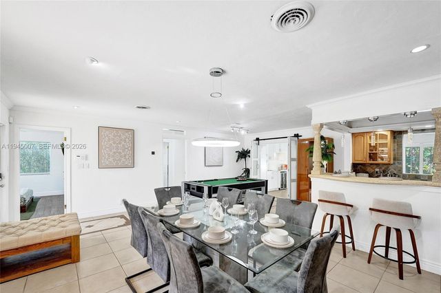 2101 NE 25th St, Wilton Manors, FL 33305