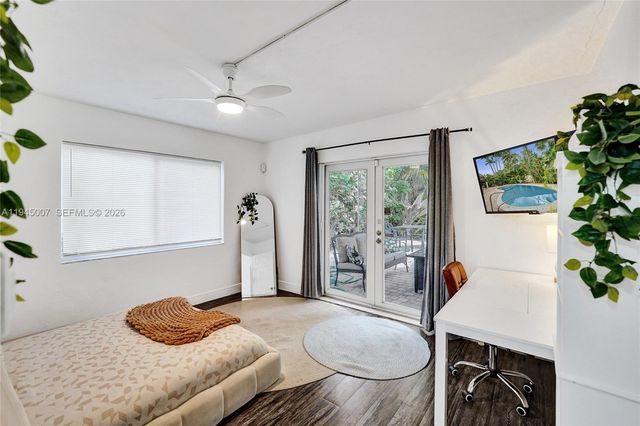 2101 NE 25th St, Wilton Manors, FL 33305