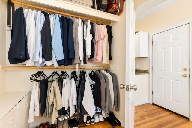 28 Phillips St 3, Boston, MA 02114