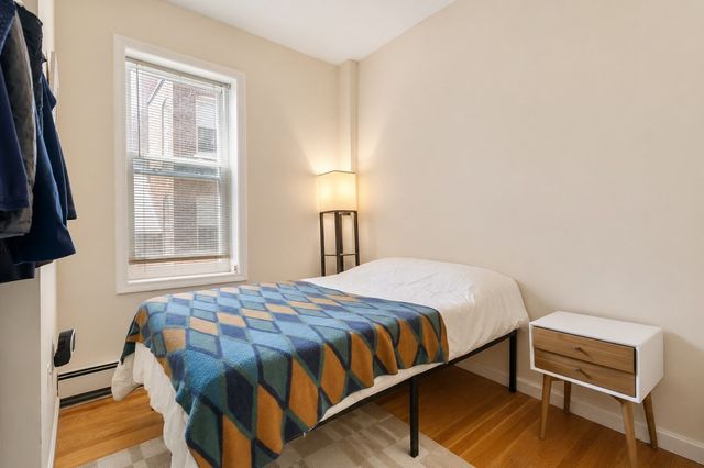 28 Phillips St 3, Boston, MA 02114