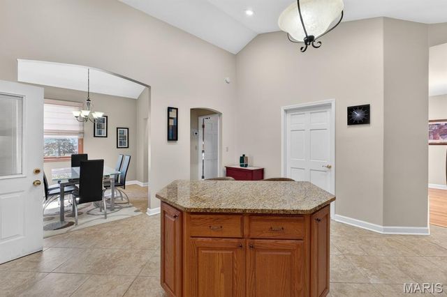 1470 Sproule Avenue, St Louis, MO 63139