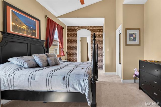 1470 Sproule Avenue, St Louis, MO 63139