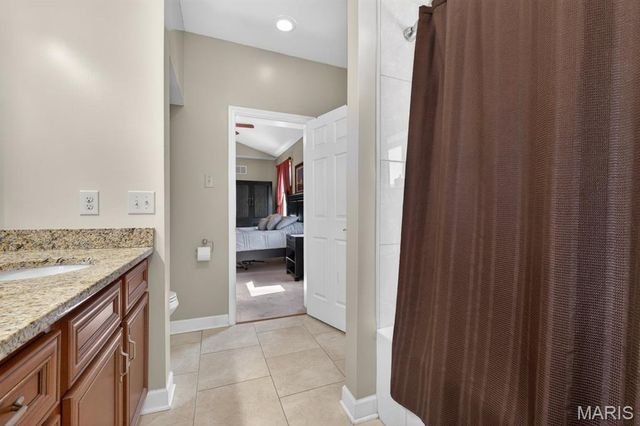 1470 Sproule Avenue, St Louis, MO 63139