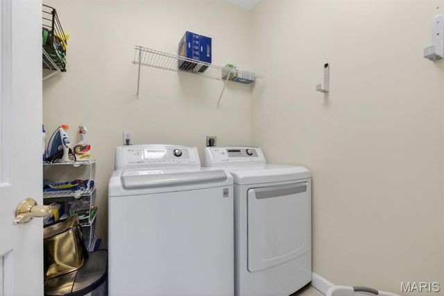 1470 Sproule Avenue, St Louis, MO 63139