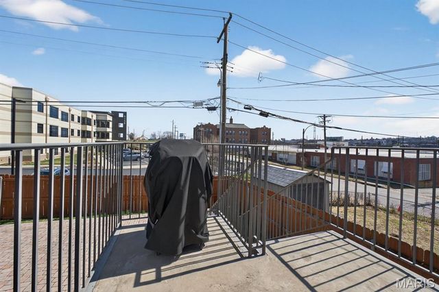 1470 Sproule Avenue, St Louis, MO 63139