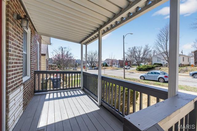 1470 Sproule Avenue, St Louis, MO 63139