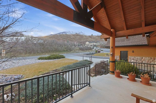 605 N LOAFER CANYON RD, Elk Ridge, UT 84651
