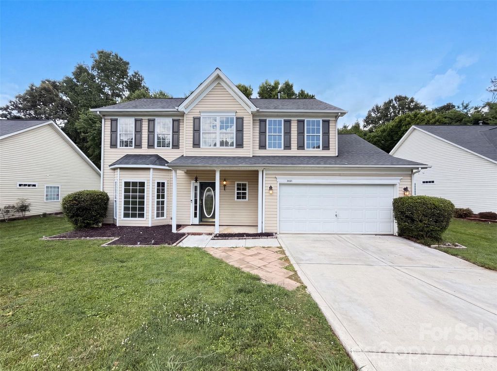 3621 Straussburg Woods Lane, Matthews, NC 28105