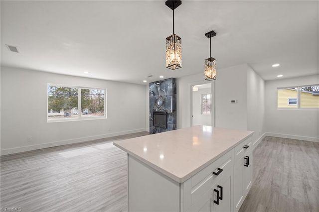 220 Hedgecock Road, High Point, NC 27265