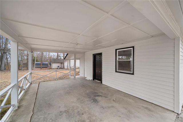 220 Hedgecock Road, High Point, NC 27265