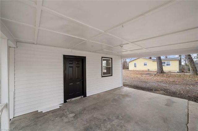 220 Hedgecock Road, High Point, NC 27265