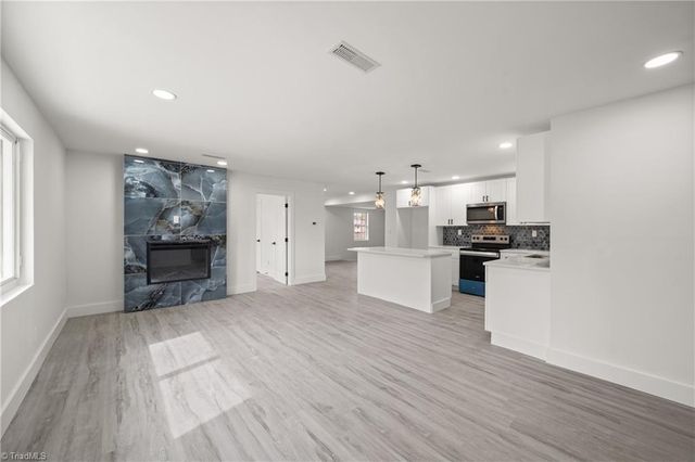 220 Hedgecock Road, High Point, NC 27265