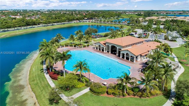22731 SW 88th Pl 303, Cutler Bay, FL 33190
