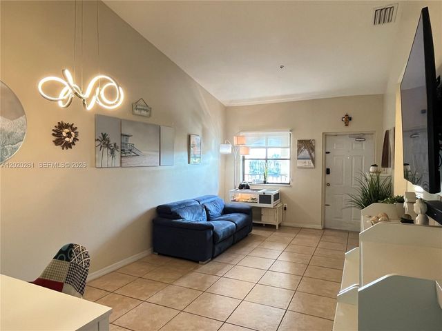 22731 SW 88th Pl 303, Cutler Bay, FL 33190