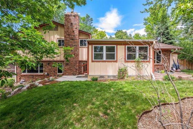 7910 W Harvard Place, Lakewood, CO 80227