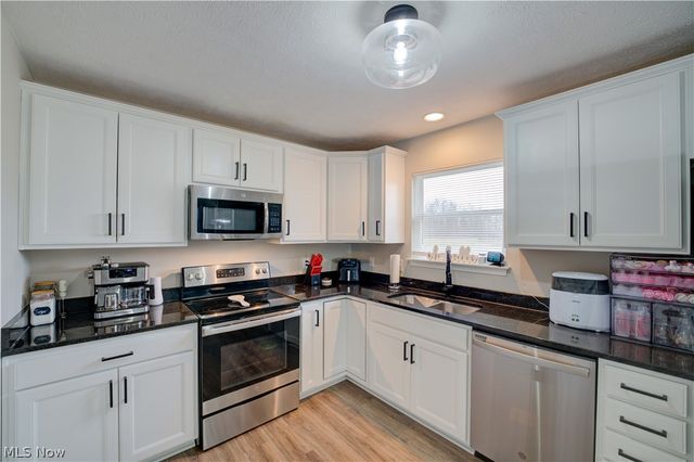 3523 Magnolia Drive, Lorain, OH 44053