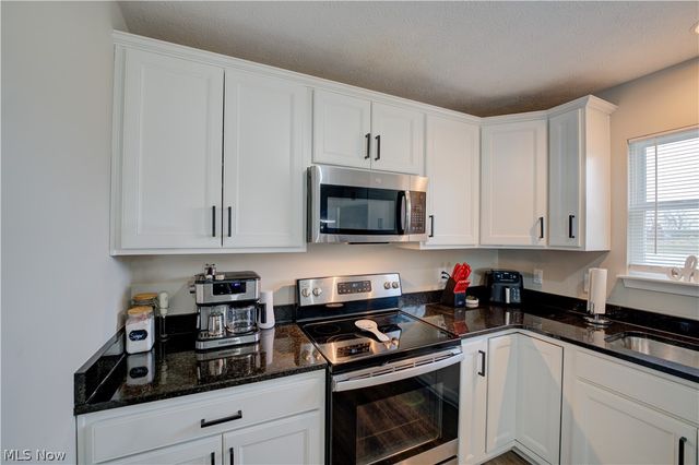 3523 Magnolia Drive, Lorain, OH 44053