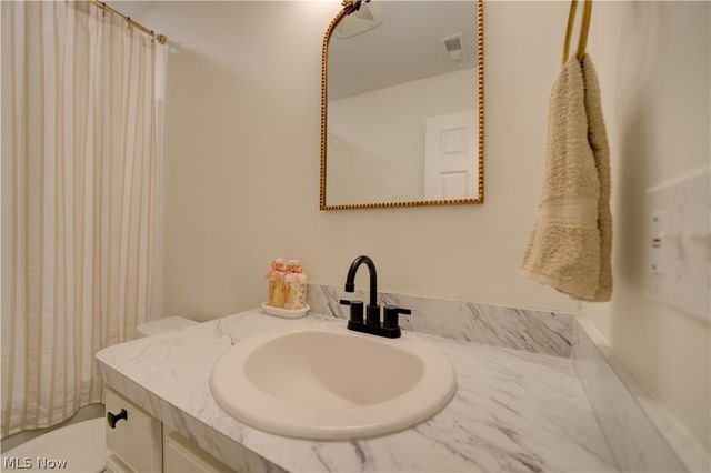 3523 Magnolia Drive, Lorain, OH 44053