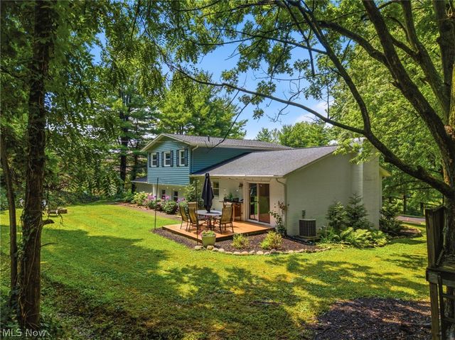 1884 Spring Valley Avenue NW, Canton, OH 44708