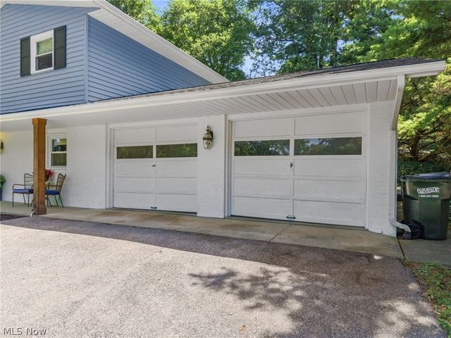 1884 Spring Valley Avenue NW, Canton, OH 44708