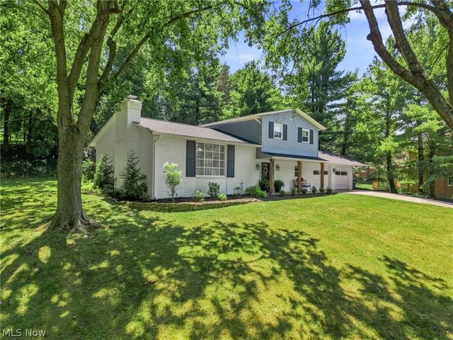 1884 Spring Valley Avenue NW, Canton, OH 44708