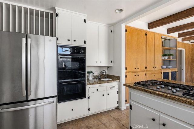 215 Hilltop, Paso Robles, CA 93446