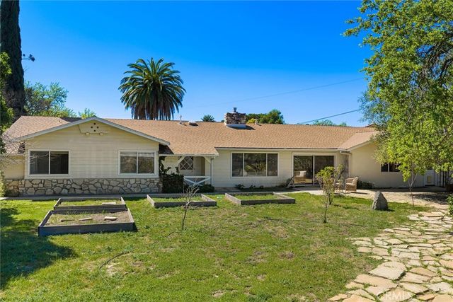 215 Hilltop, Paso Robles, CA 93446