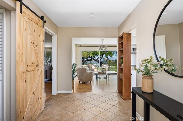 215 Hilltop, Paso Robles, CA 93446