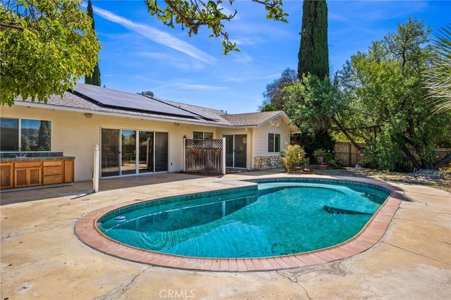 215 Hilltop, Paso Robles, CA 93446