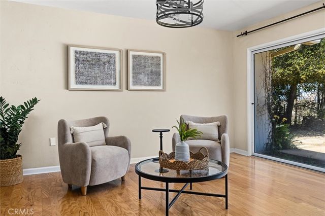 215 Hilltop, Paso Robles, CA 93446