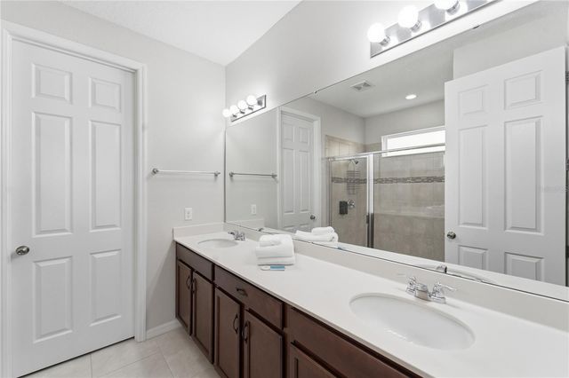 9013 EGRET MILLS TERRACE, Kissimmee, FL 34747