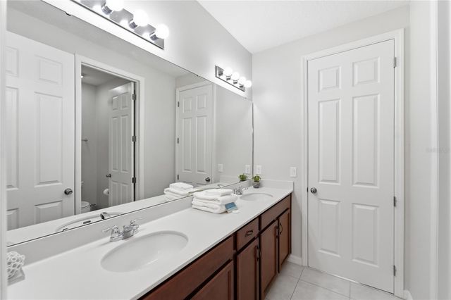 9013 EGRET MILLS TERRACE, Kissimmee, FL 34747